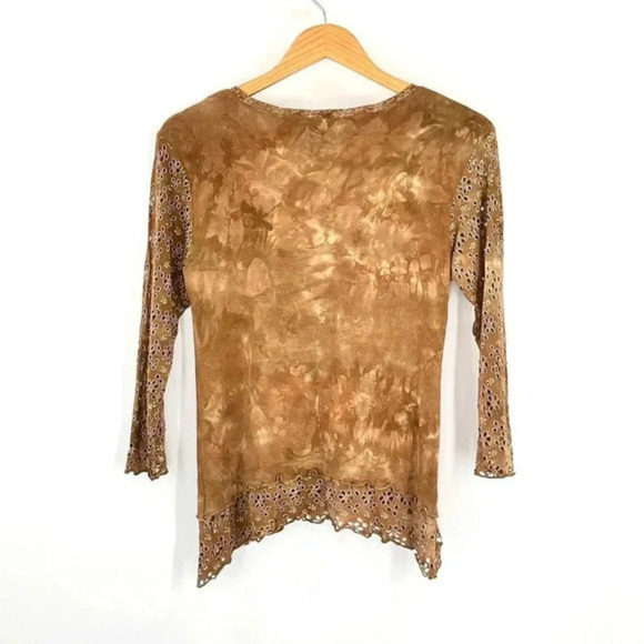 Glima Tie Dye Top Womens M Tan V-Neck Pullover Eyelet Trim Hippie‎ Boho Artsy - Picture 7 of 12
